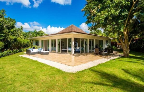 VILLA EN LA ROMANA